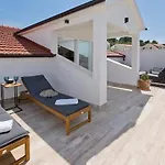 Bubalo Apartman *