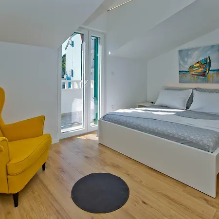 布巴罗公寓 * 赫瓦尔