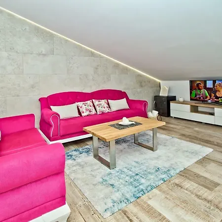 Bubalo Apartman *