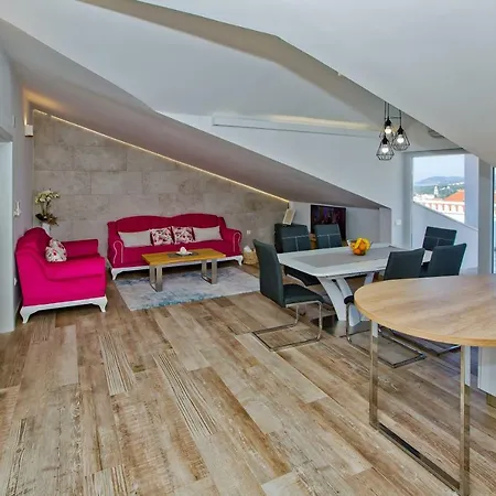 Bubalo Apartman *