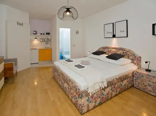 Bubalo شقة هفار