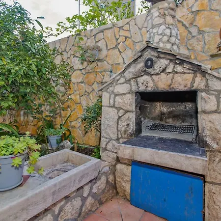 Bubalo חוואר